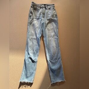 Hollister Ultra High-Rise Mom Jeans, Light Blue. Size 00R, 23Wx27L​